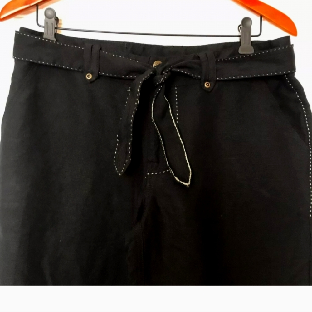 Kavu cropped pants size 8